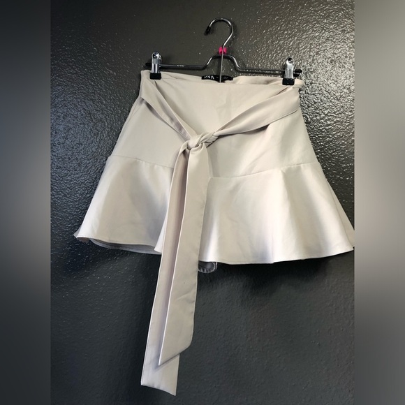 Zara Dresses & Skirts - Zara skirt